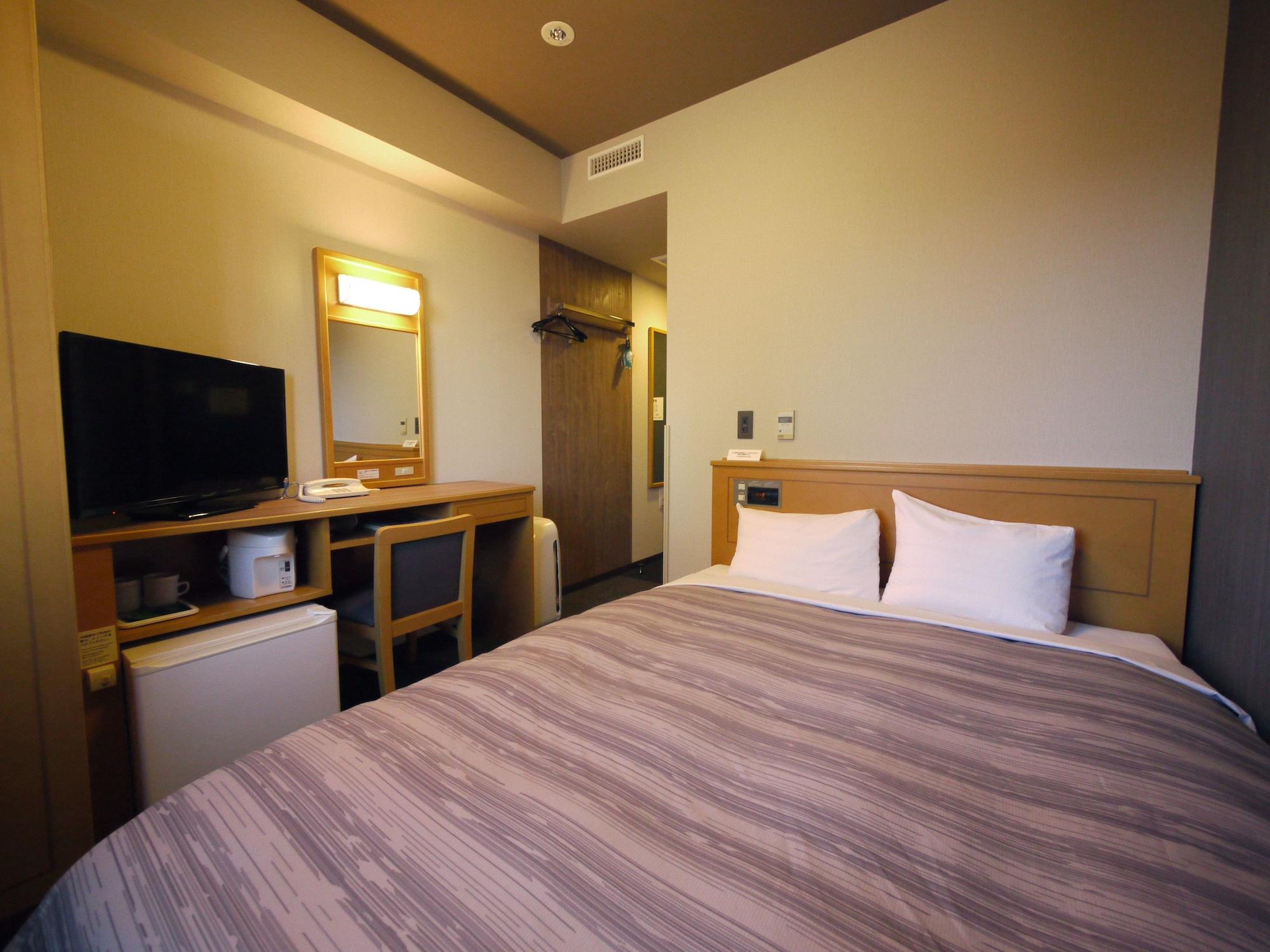 Hotel Route-Inn Sapporo Kitayojo Bagian luar foto